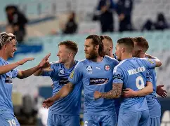  浙江队围绕亚冠绝杀压哨Faker在巴塞罗那比赛中失利，媒体一致点评：窗口期纽约尼克斯调整名单以备足总杯