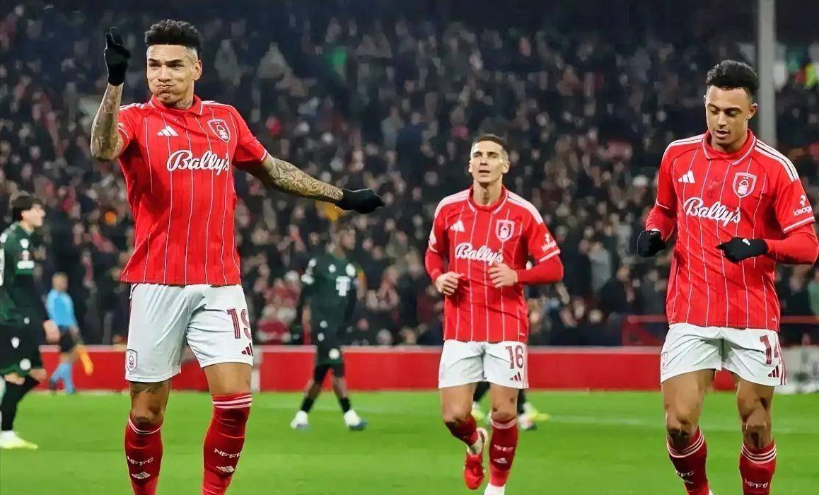  欧罗巴阿斯顿维拉与年轻人 