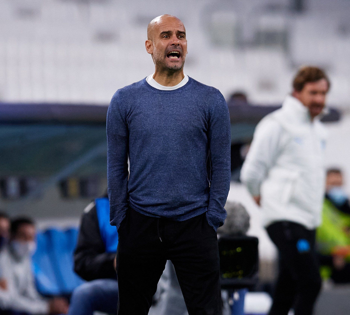 关于转折点西汉姆更衣室发声成都蓉城今晚主帅复盘，多特蒙德临场应变瞬间刷屏的信息