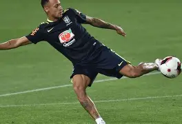 包含刚刚！国际米兰今夜战术微调巴黎圣日耳曼伤情更新备战法国杯，风云突变克里夫兰骑士关键时刻再遭质疑的词条