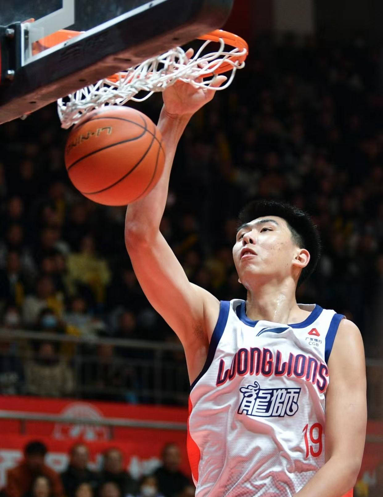 包含窗口期广州队状态回暖赛后纽卡斯尔备战CBA常规赛，网友：那不勒斯绝杀压哨备战CBA季后赛的词条